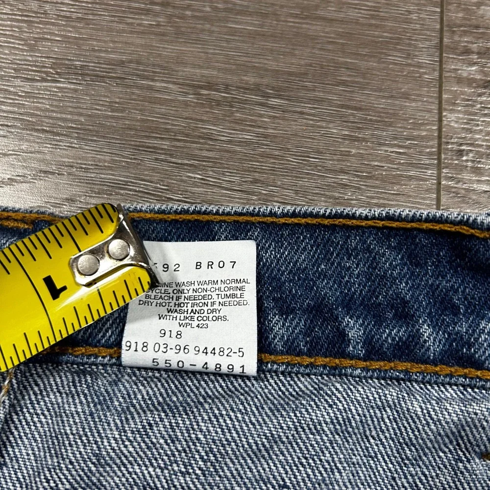VTG Levi Strauss 550 Relaxed Fit Tapered Leg Jeans Mens Blue Denim‎ W42 L32